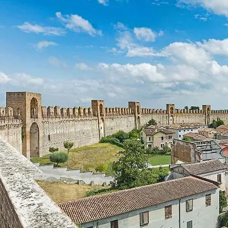 Apartment Giusi - Coccolo Per Max 6 Persone A 10 Minuti Dal Centro Di