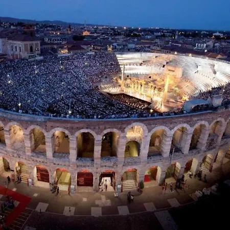 Giusi - Coccolo Per Max 6 Persone A 10 Minuti Dal Centro Di
